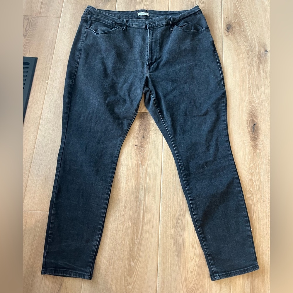 Good American Charcoal Denim Jeans size 20-26